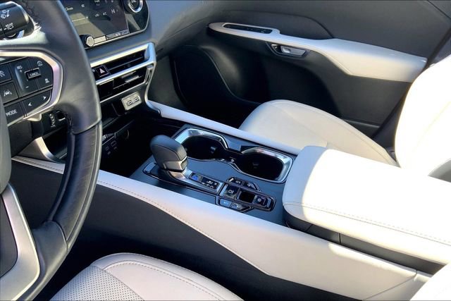 Used 2024 Lexus RX 350 Premium w/ Cold Area Package image 13