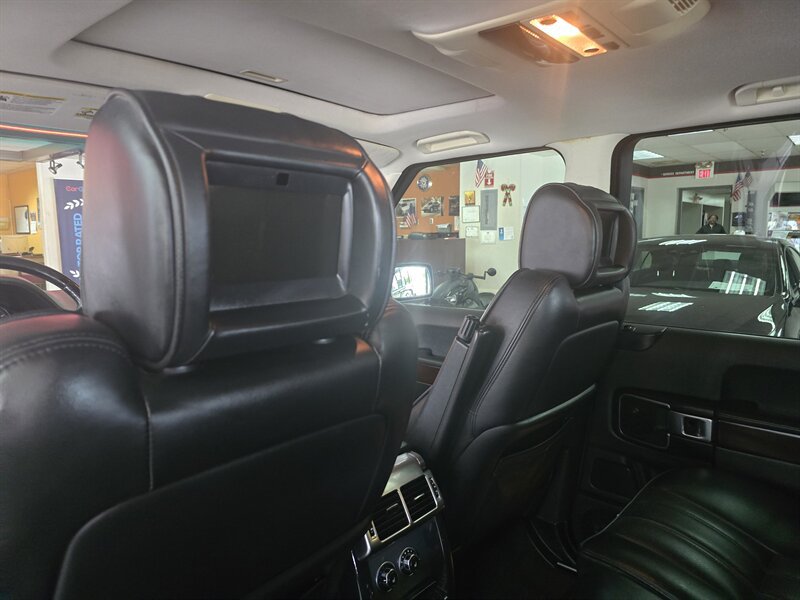 Used 2007 Land Rover Range Rover HSE AWD/4WD image 12