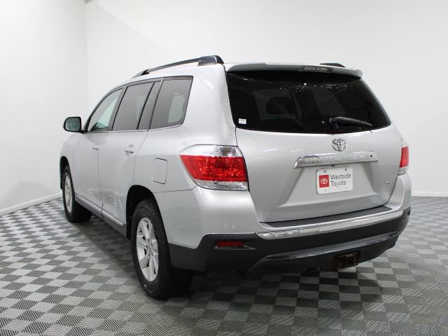 Used 2013 Toyota Highlander SE AWD/4WD image 4