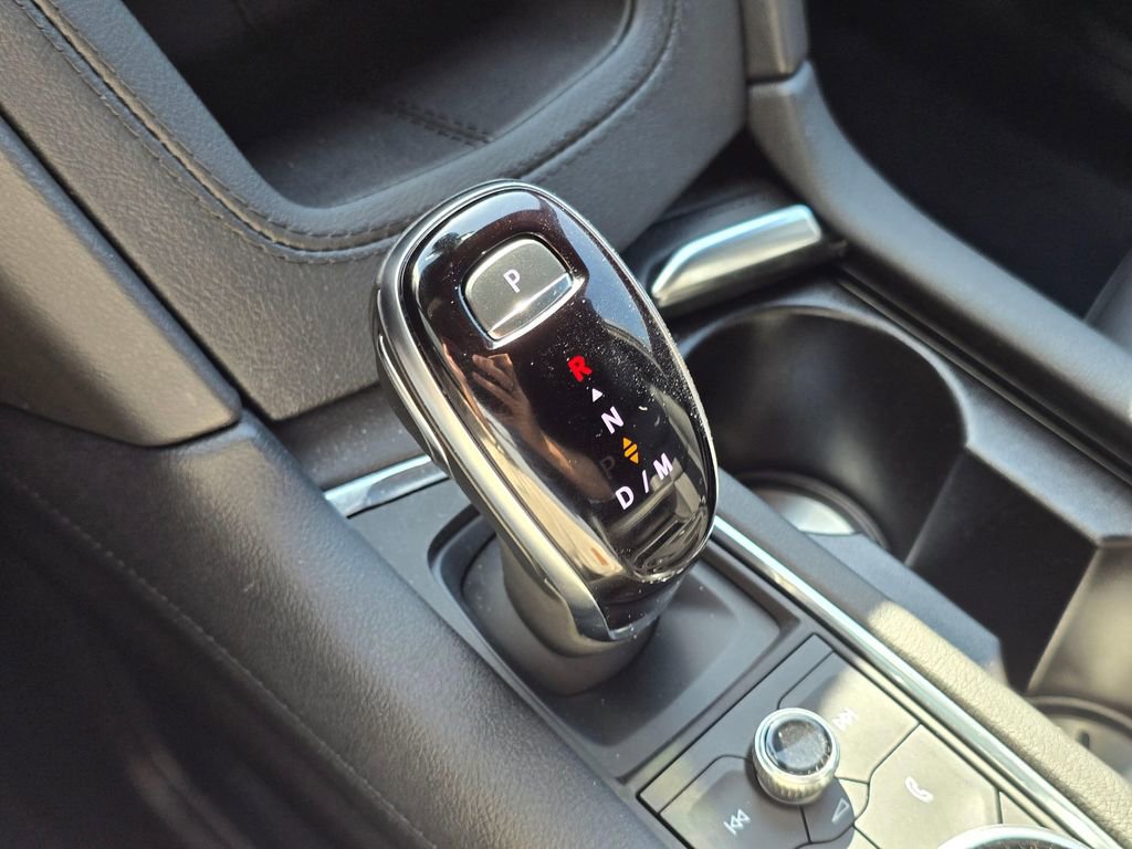 Certified 2024 Cadillac XT5 Luxury AWD/4WD image 34