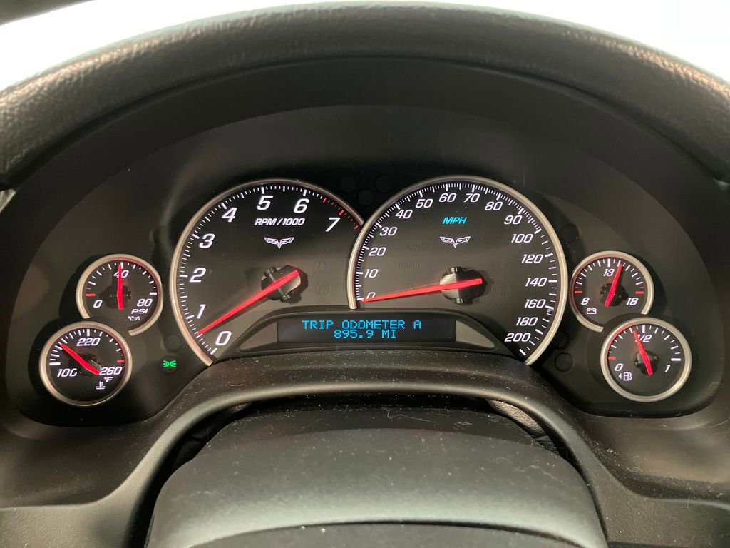 Used 2012 Chevrolet Corvette Coupe image 20