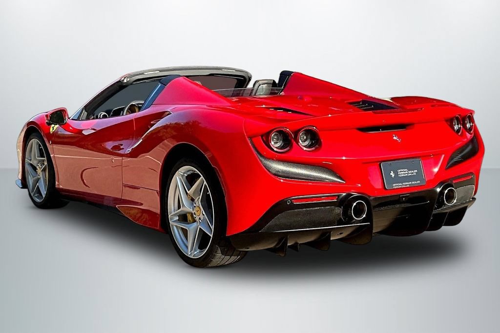 Used 2022 Ferrari F8 Tributo RWD image 5