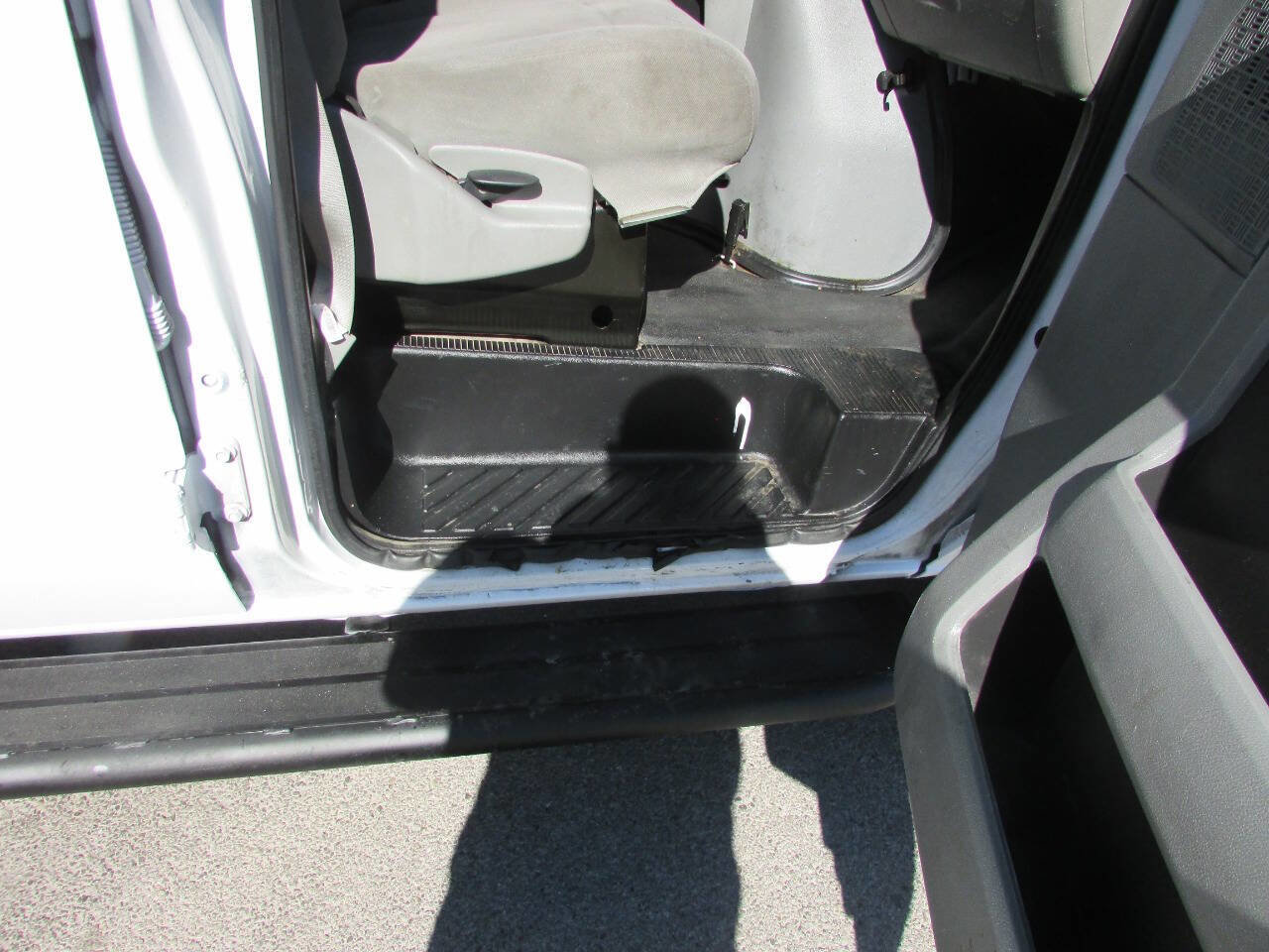 Used 2012 Ford E-250 and Econoline 250 w/ PWR Group image 34