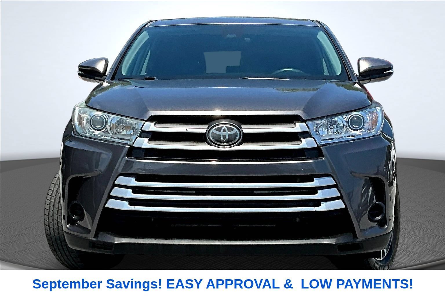 Used 2019 Toyota Highlander LE FWD image 2
