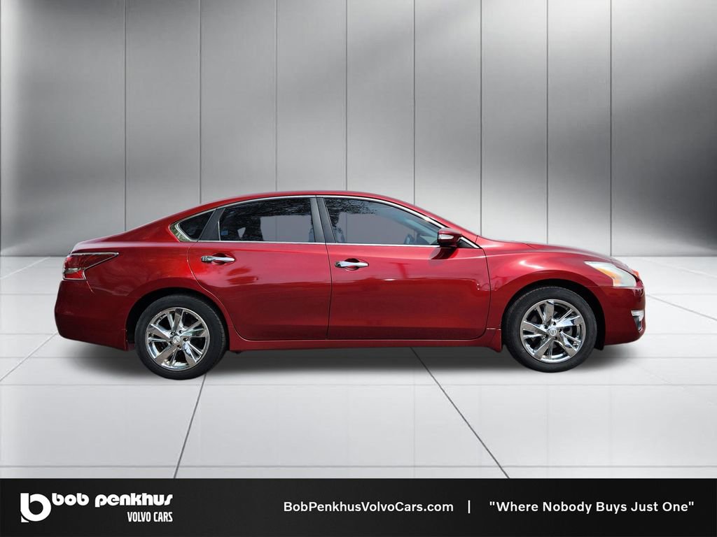 Used 2014 Nissan Altima 2.5 SV w/ Convenience Package image 24