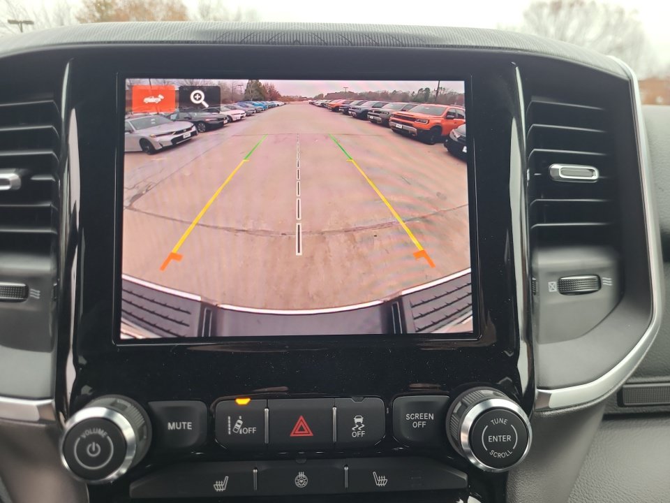 New 2026 RAM 2500 Big Horn AWD/4WD image 19