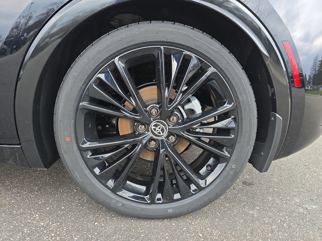 Used 2026 Toyota Prius Plug-In Hybrid image 35