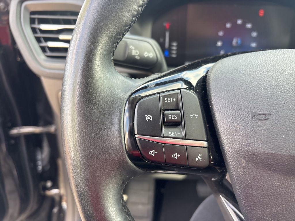 Used 2024 Ford Escape Active AWD/4WD image 16
