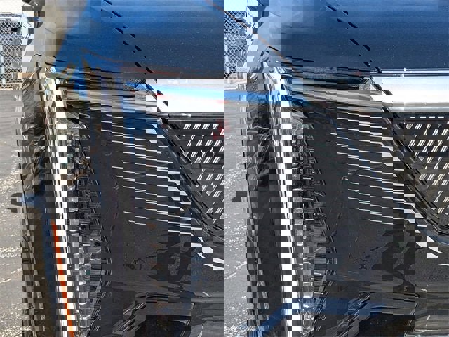 New 2025 Cadillac Escalade IQ Luxury 2 image 9