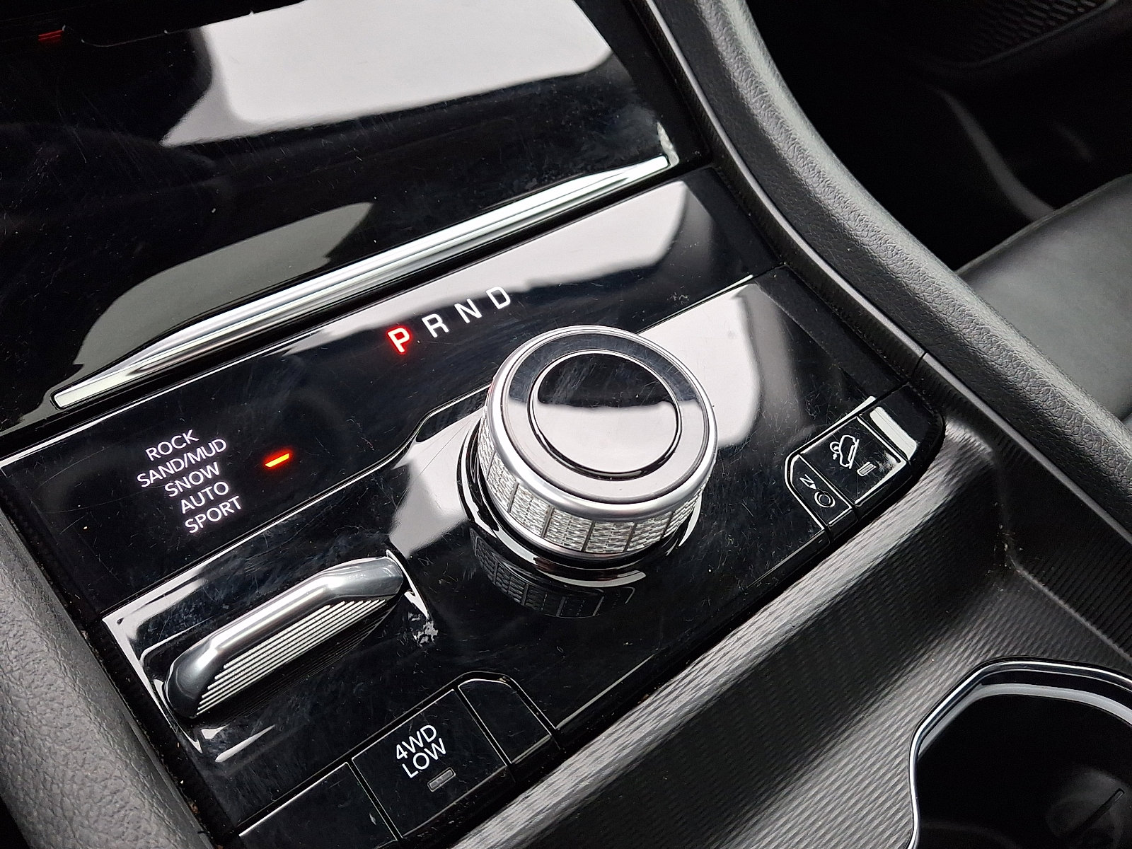 Used 2024 Jeep Grand Cherokee Limited 4xe image 13