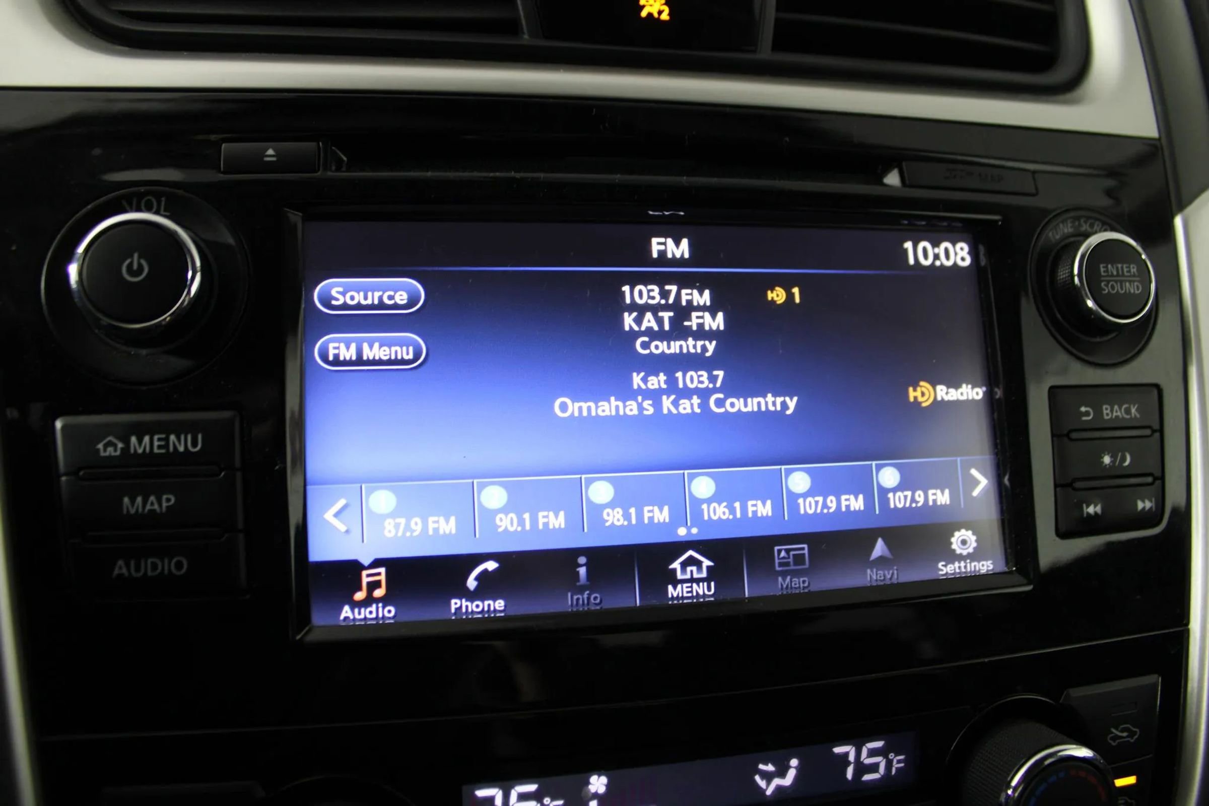 Used 2018 Nissan Altima 2.5 SL w/ 2.5 SL Technology Package image 19