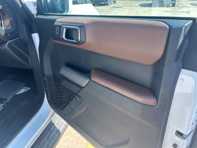 Used 2022 Ford Bronco Outer Banks AWD/4WD image 9