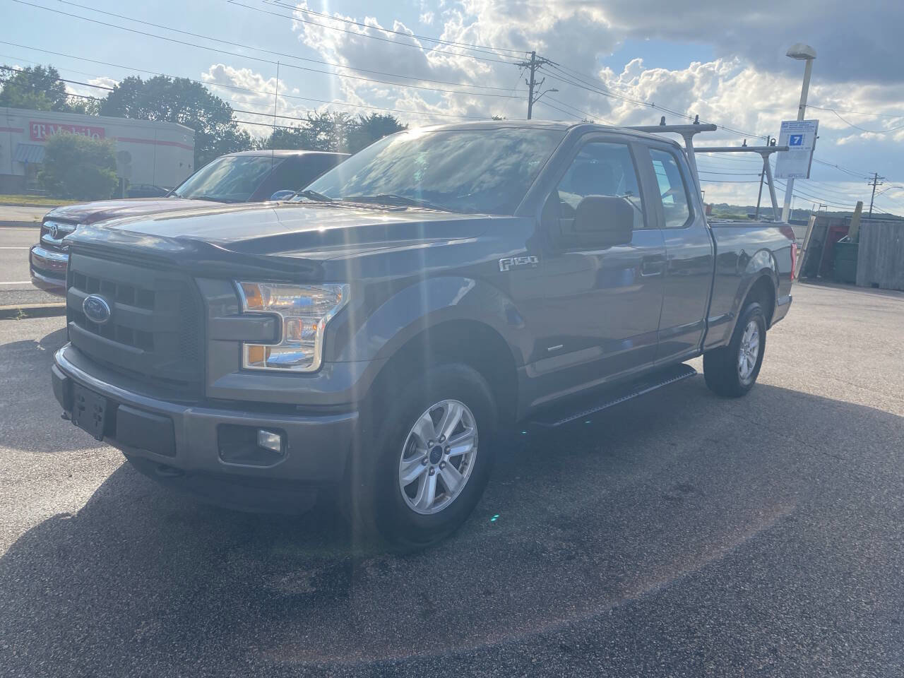 Used 2015 Ford F150 XL w/ Equipment Group 101A Mid image 2