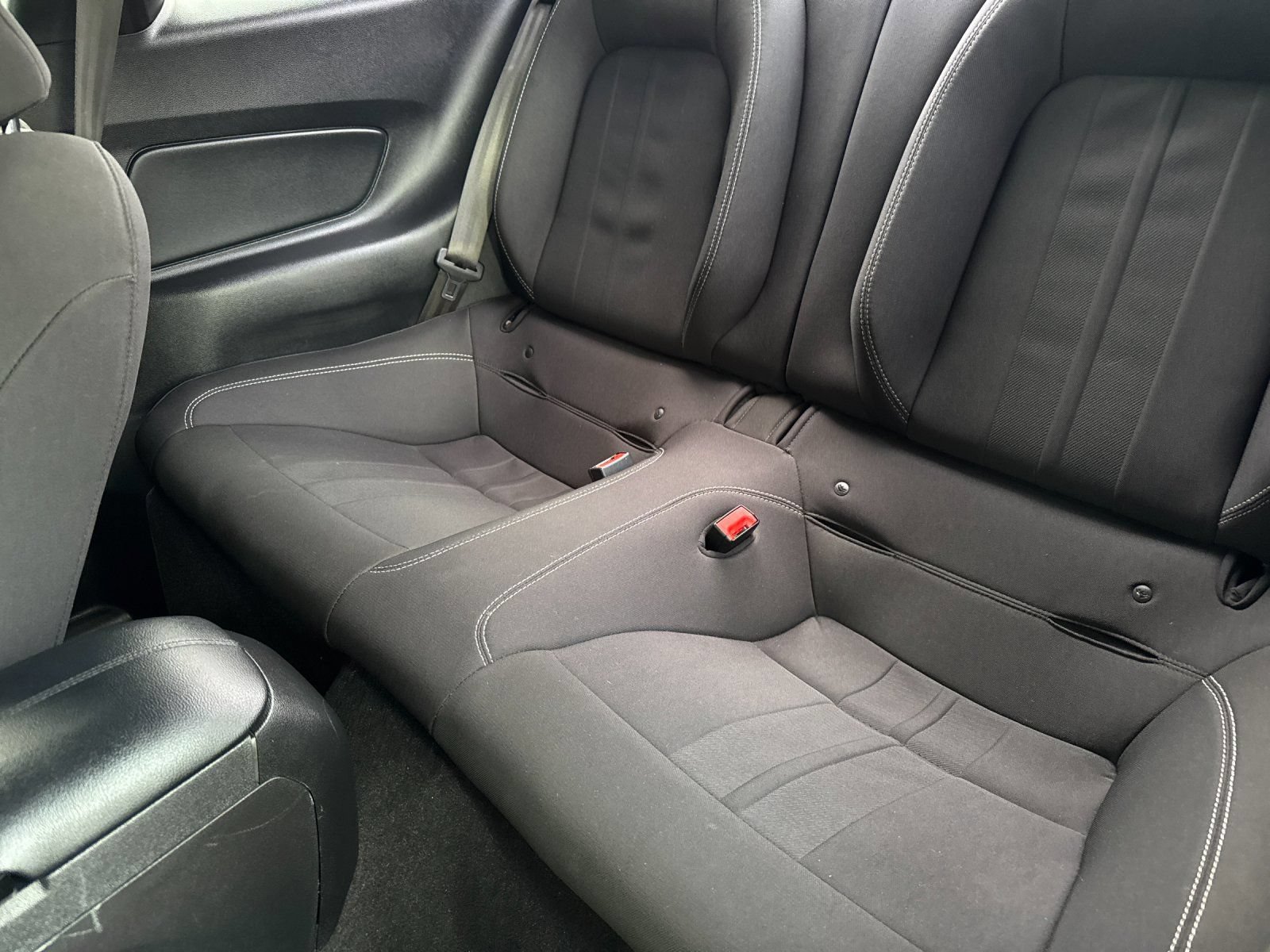 Used 2020 Ford Mustang GT w/ Black Accent Package RWD image 11