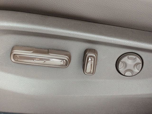 New 2026 Honda Odyssey Touring image 18