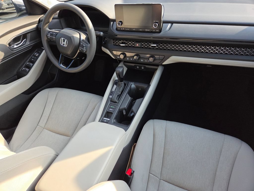 Certified 2024 Honda Accord EX image 27