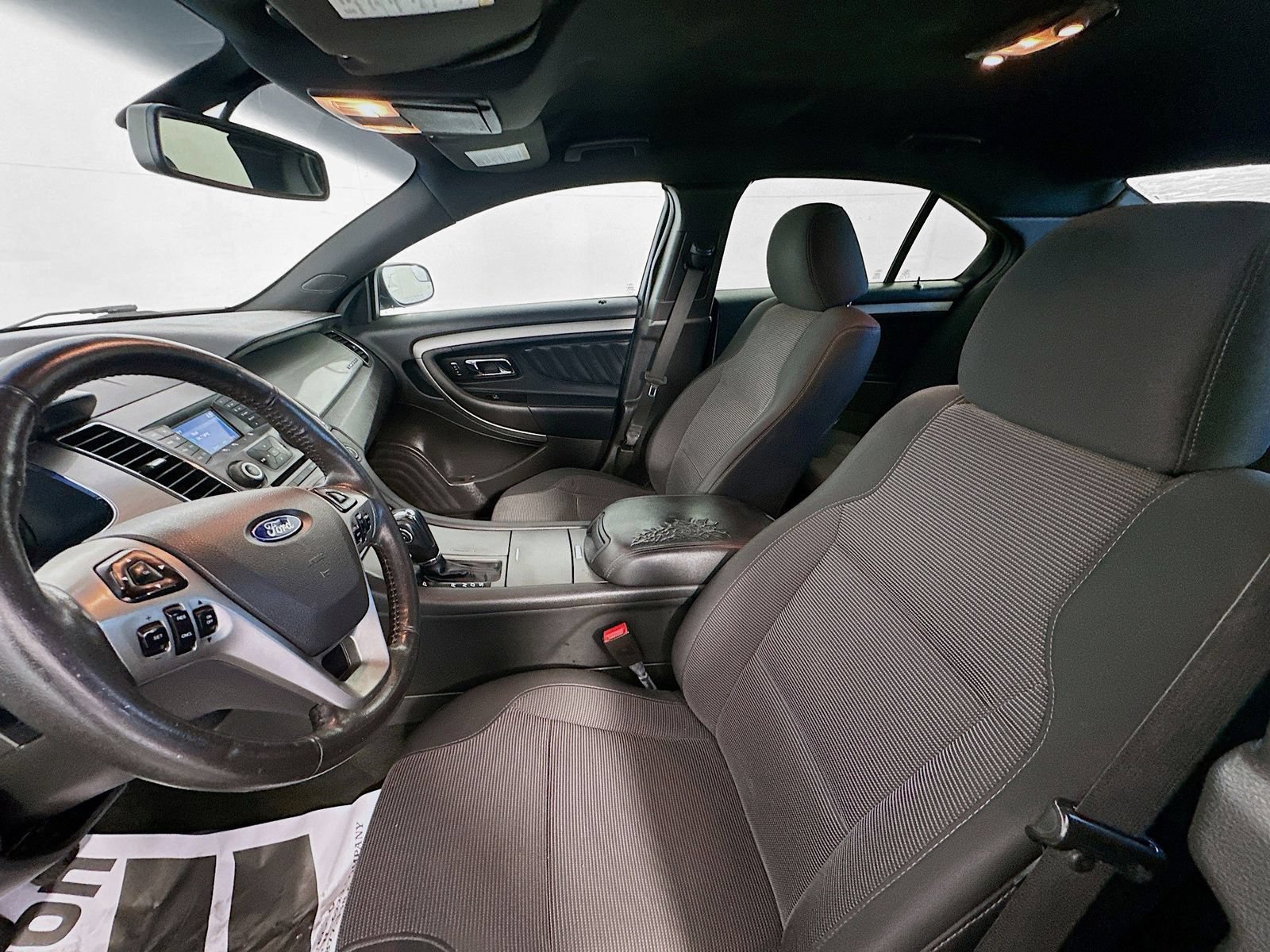Used 2016 Ford Taurus SEL FWD image 20