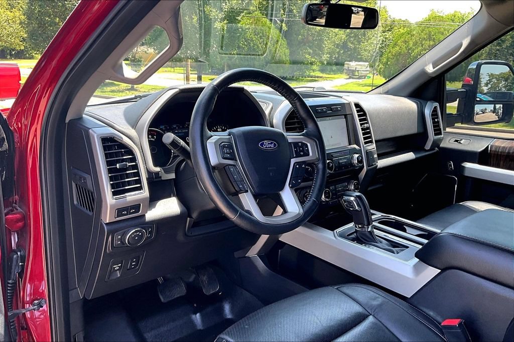 Used 2018 Ford F150 Lariat w/ Equipment Group 502A Luxury AWD/4WD image 10