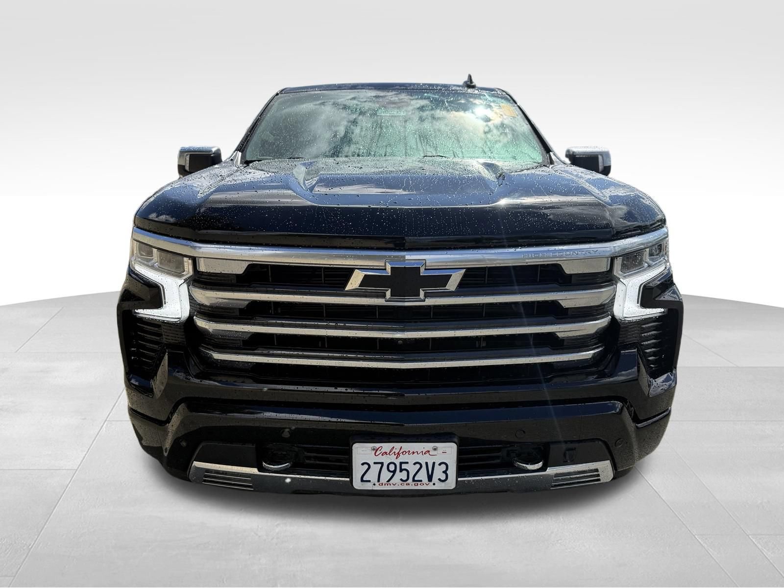 Used 2023 Chevrolet Silverado 1500 High Country w/ Technology Package AWD/4WD image 8