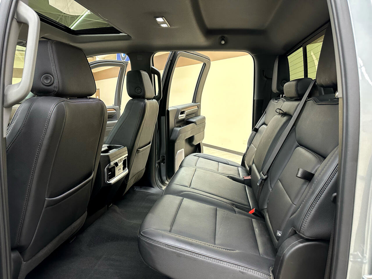 Used 2024 GMC Sierra 2500 Denali w/ Denali Reserve Package image 40