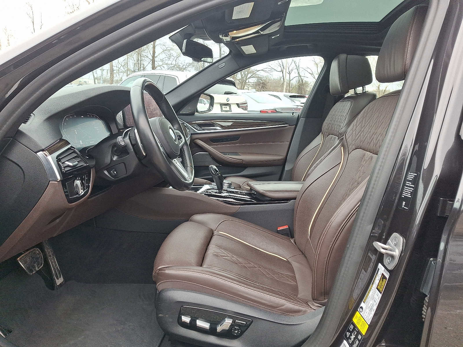 Certified 2022 BMW 540i xDrive w/ M Sport Package image 13