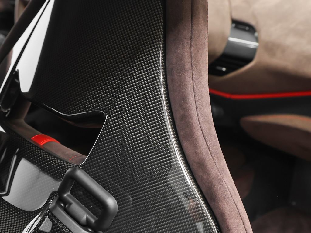 Certified 2020 Ferrari 488 Pista Coupe image 24