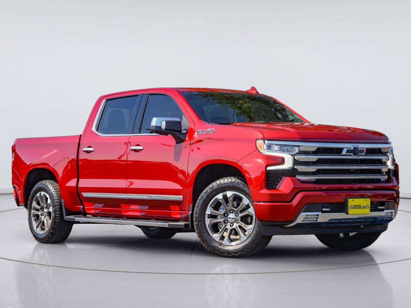 Used 2025 Chevrolet Silverado 1500 High Country AWD/4WD image 1