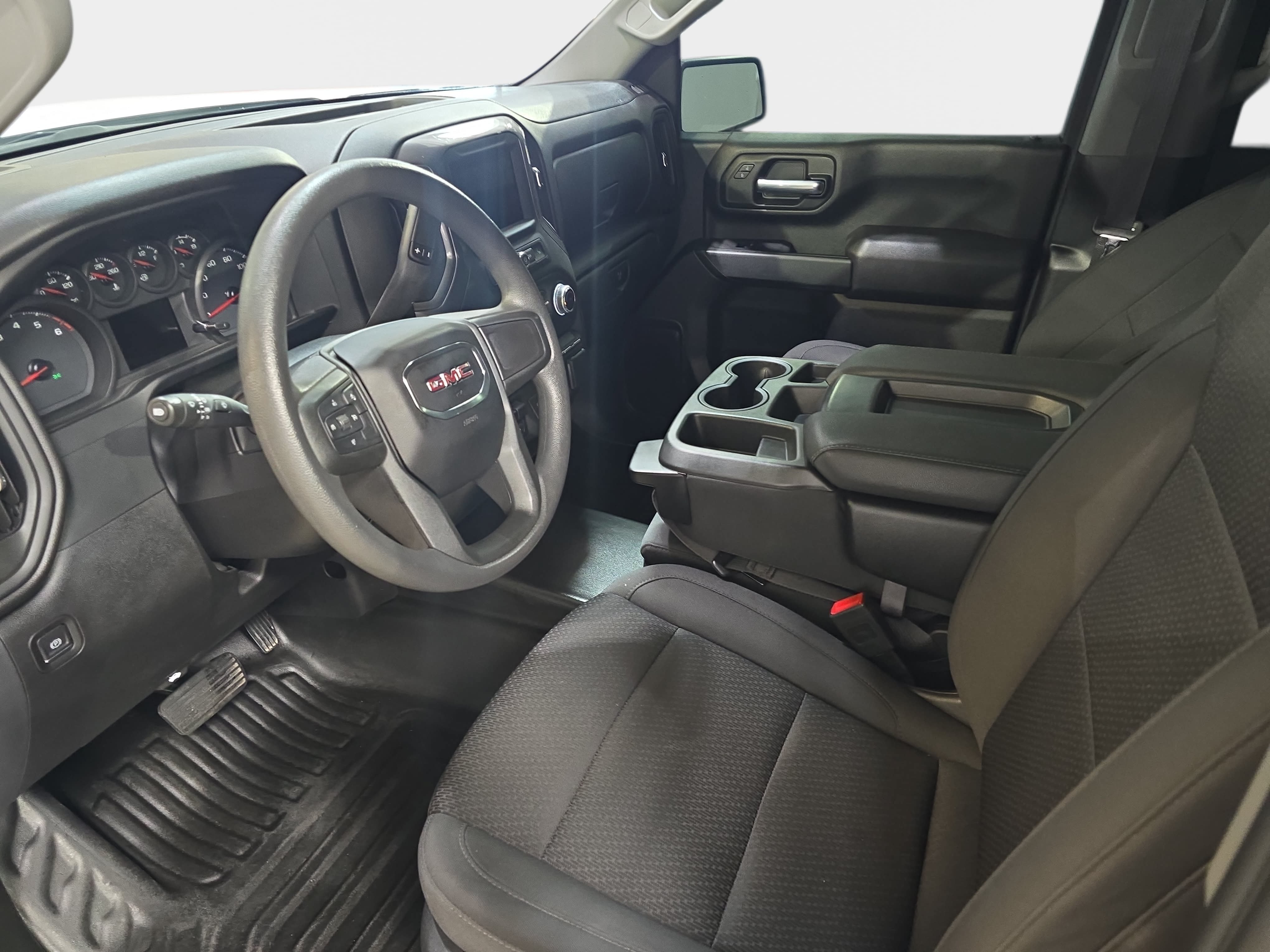 Used 2024 GMC Sierra 2500 Pro w/ Convenience Package AWD/4WD image 13