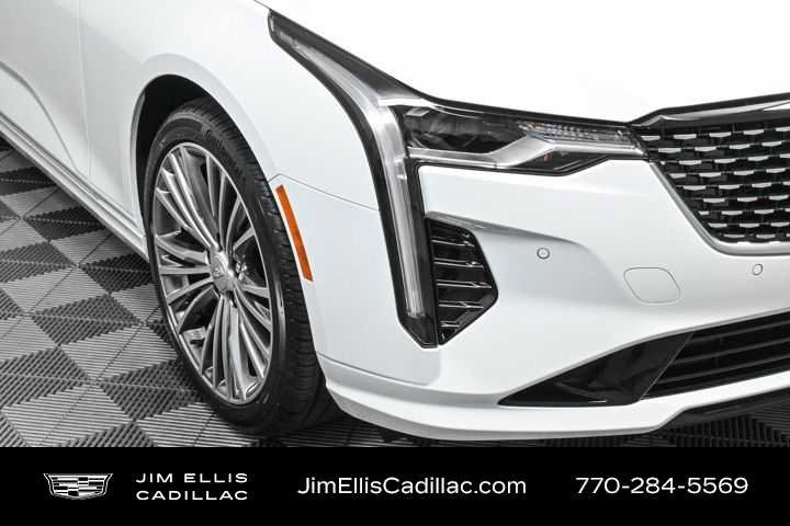 New 2025 Cadillac CT4 Premium Luxury image 31