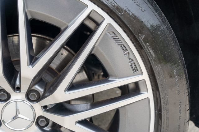 Used 2024 Mercedes-Benz GLE 53 AMG 4MATIC Coupe w/ Driver Assistance Package image 9