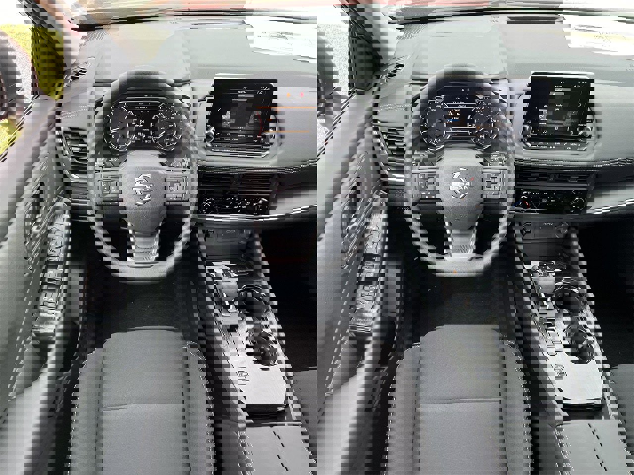 New 2026 Nissan Rogue S image 9