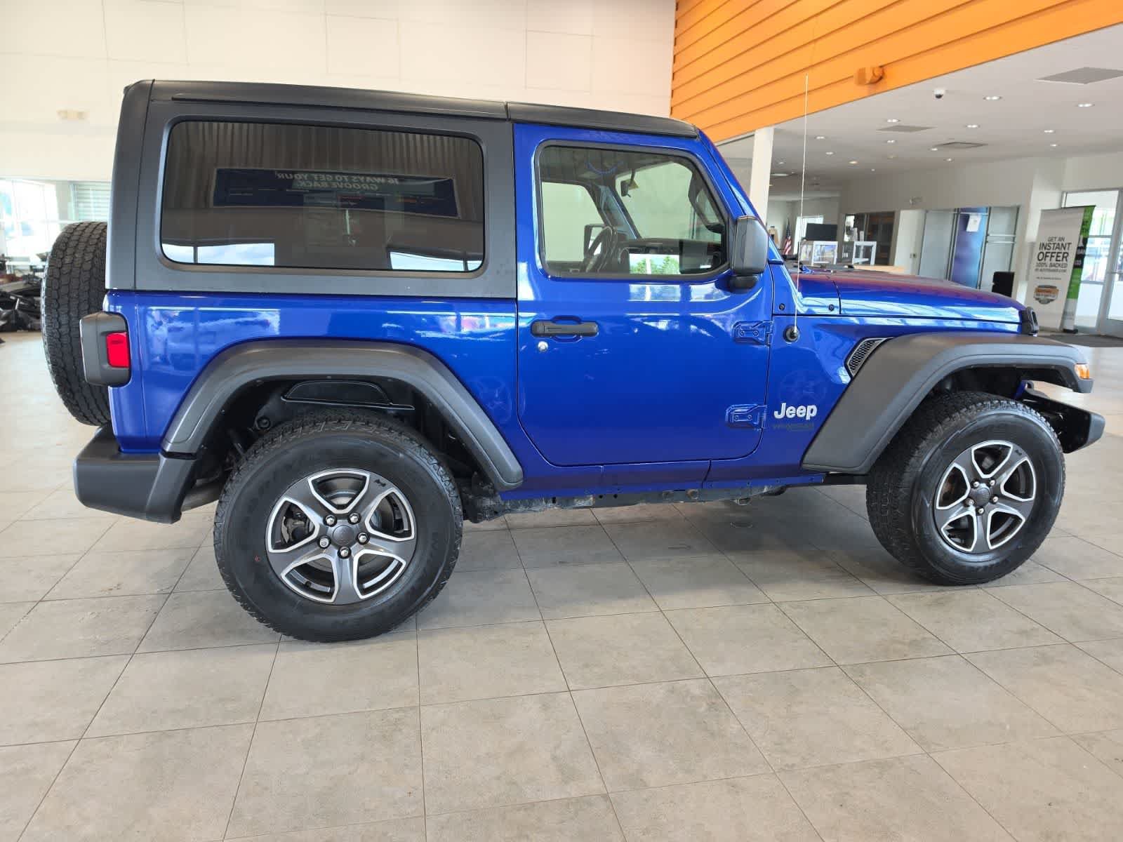 Used 2020 Jeep Wrangler Sport AWD/4WD image 6