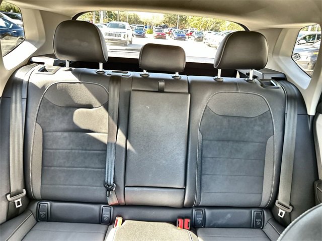 Used 2024 Volkswagen Taos SE image 26