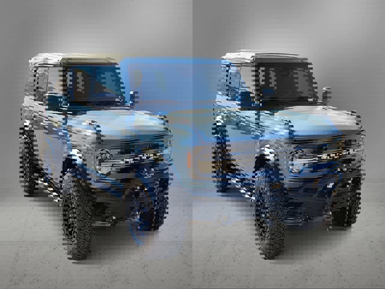 Used 2022 Ford Bronco Big Bend image 2