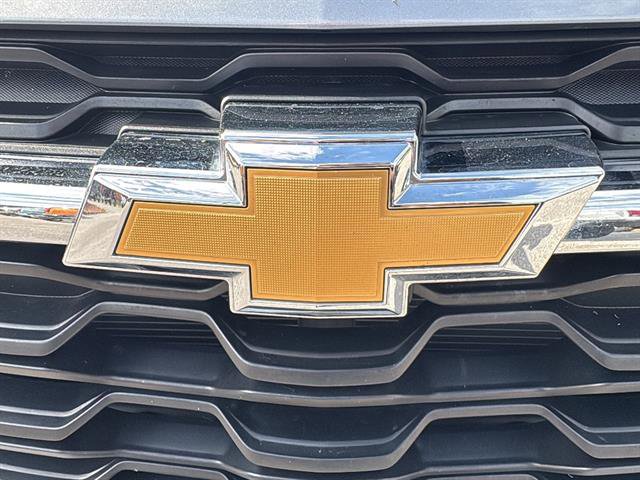 Used 2025 Chevrolet Trax LT w/ LT Convenience Package FWD image 11