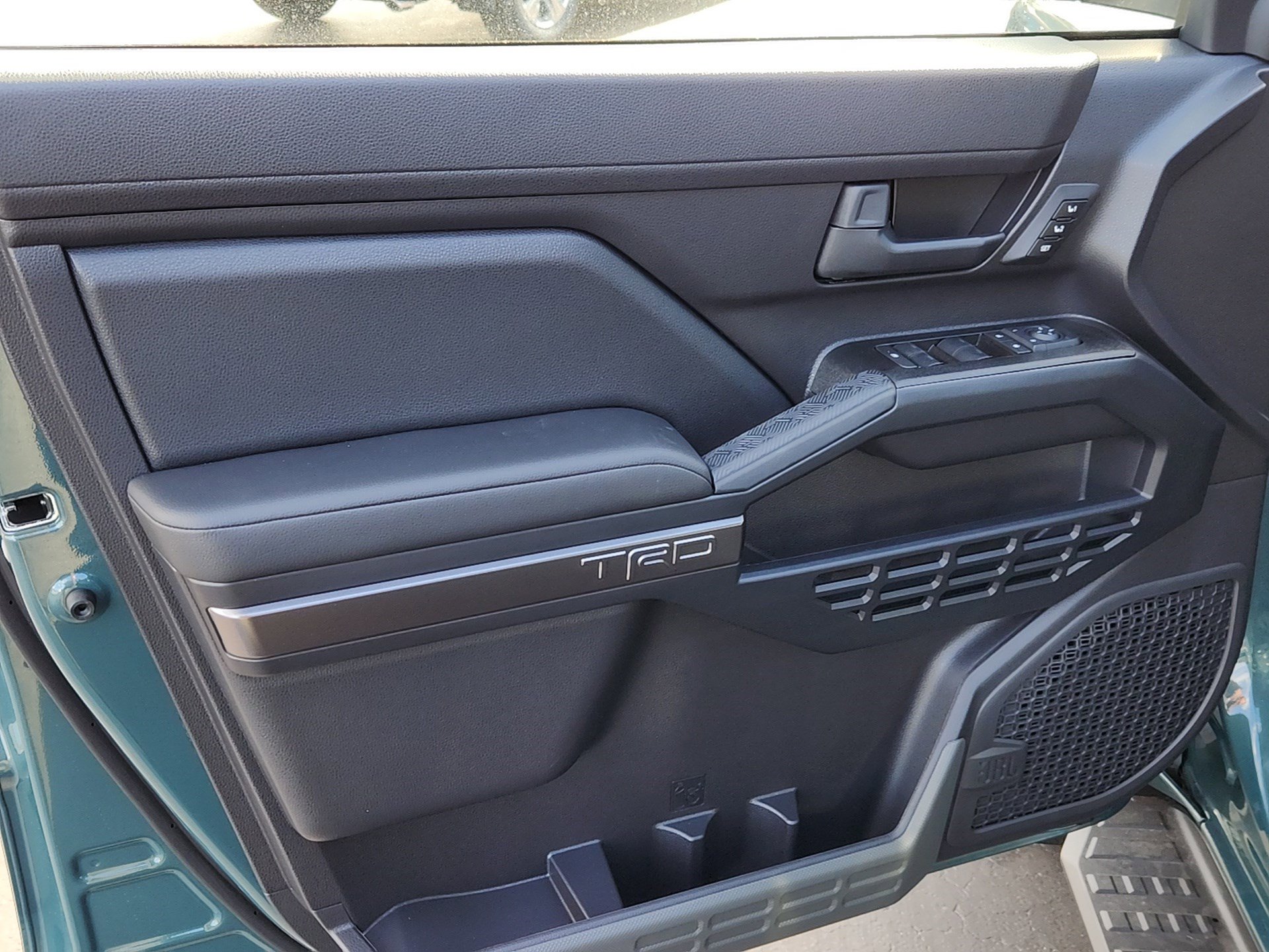 New 2025 Toyota 4Runner TRD Off-Road Premium image 10