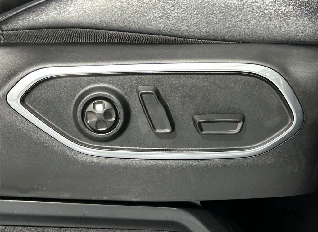 Used 2022 Jeep Wagoneer Series II AWD/4WD image 11