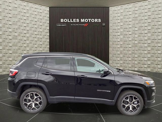 New 2026 Jeep Compass Limited w/ Sun, Sound & Navigation Group AWD/4WD image 1