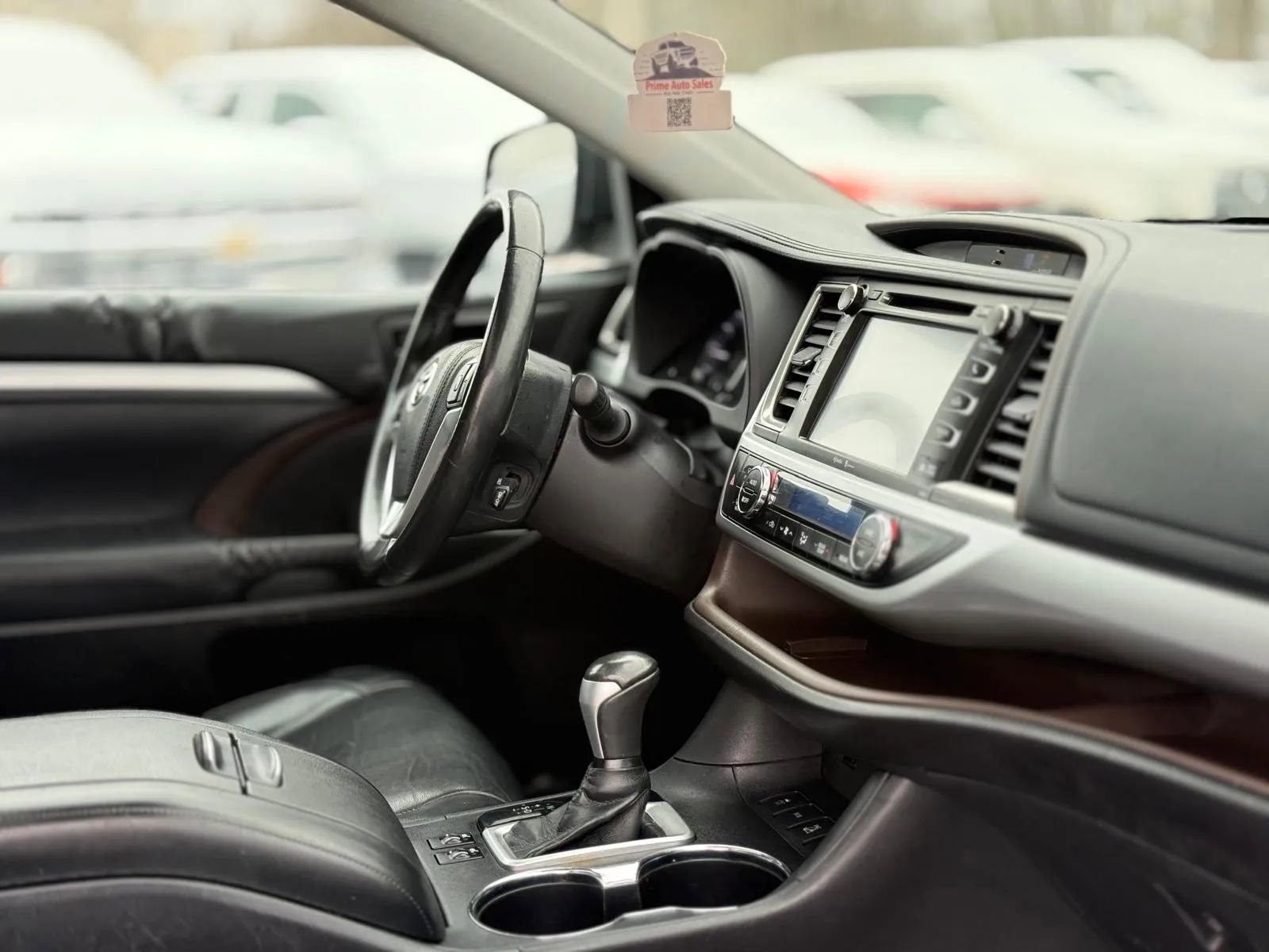 Used 2015 Toyota Highlander XLE image 26