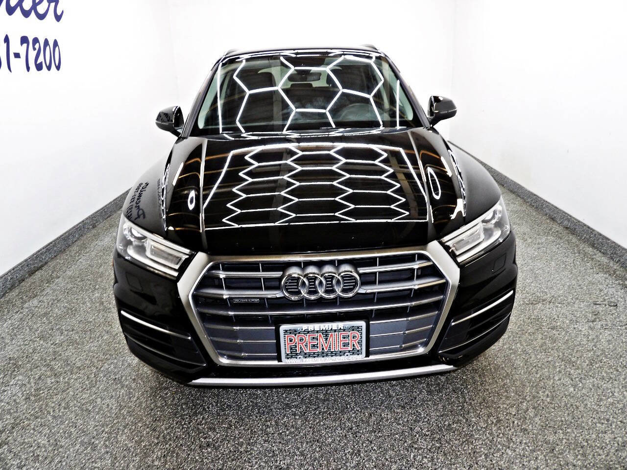 Used 2019 Audi Q5 2.0T Premium image 2