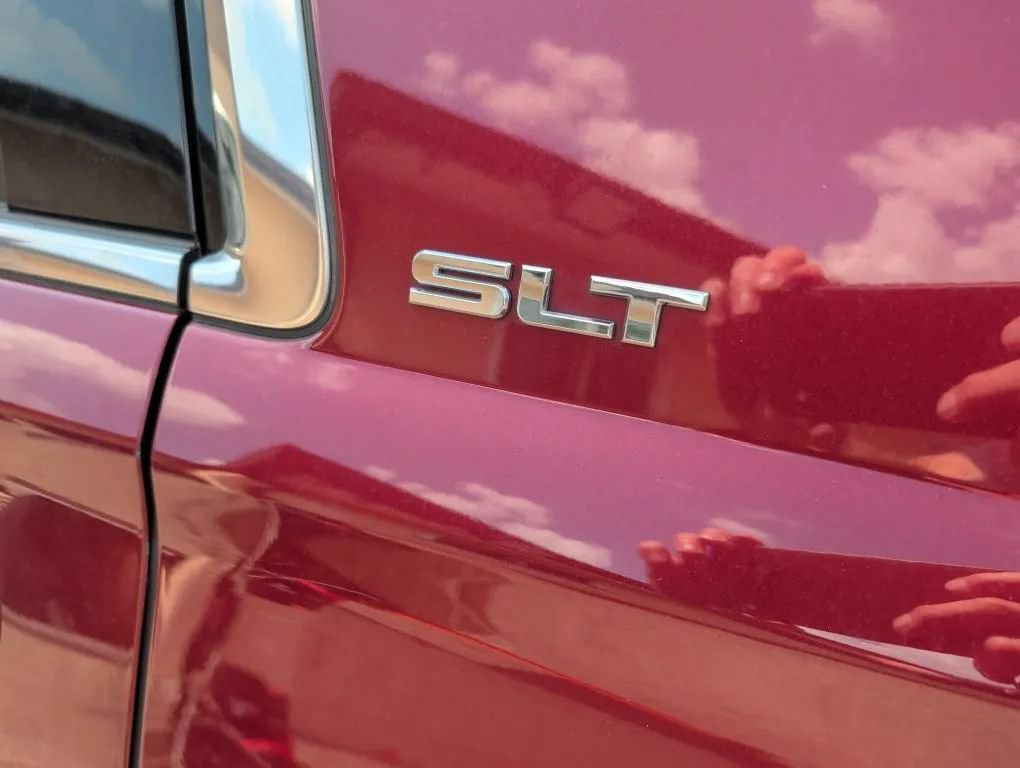 Used 2019 GMC Yukon SLT AWD/4WD image 12
