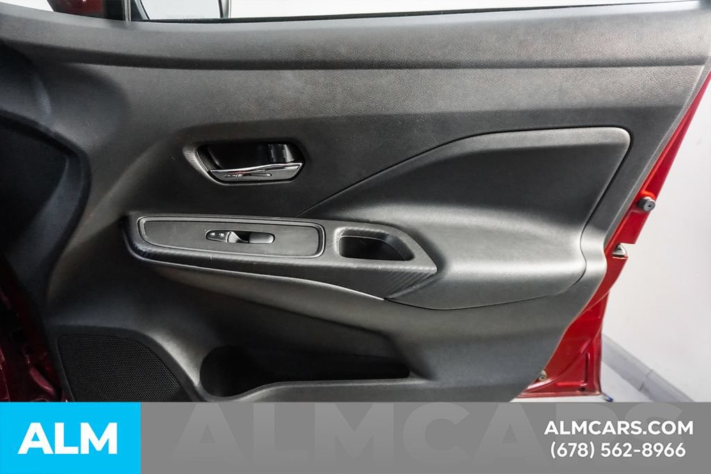 Used 2024 Nissan Versa SV FWD image 38