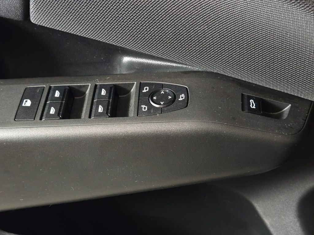 Used 2025 BMW X3 xDrive30i w/ Premium Package image 14