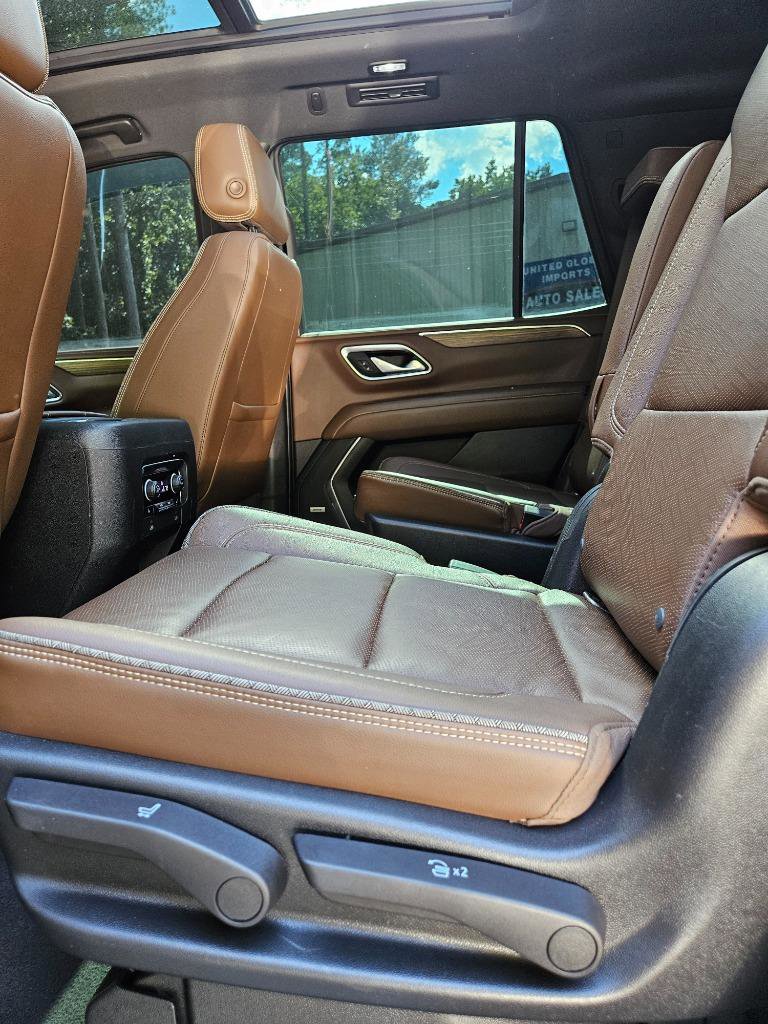 Used 2021 Chevrolet Tahoe High Country w/ Premium Package image 35