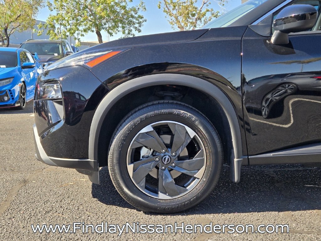 Used 2024 Nissan Rogue SV w/ SV Premium Package FWD image 9