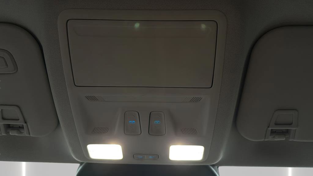 Used 2021 Ford Escape Titanium w/ Titanium Elite Package image 24