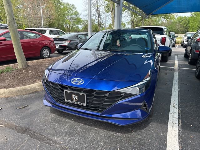 Used 2023 Hyundai Elantra SEL image 4