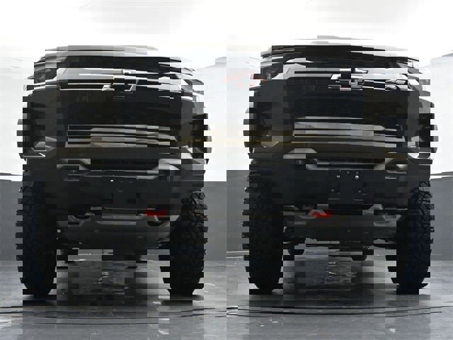 Used 2025 Chevrolet Colorado ZR2 w/ Technology Package image 25