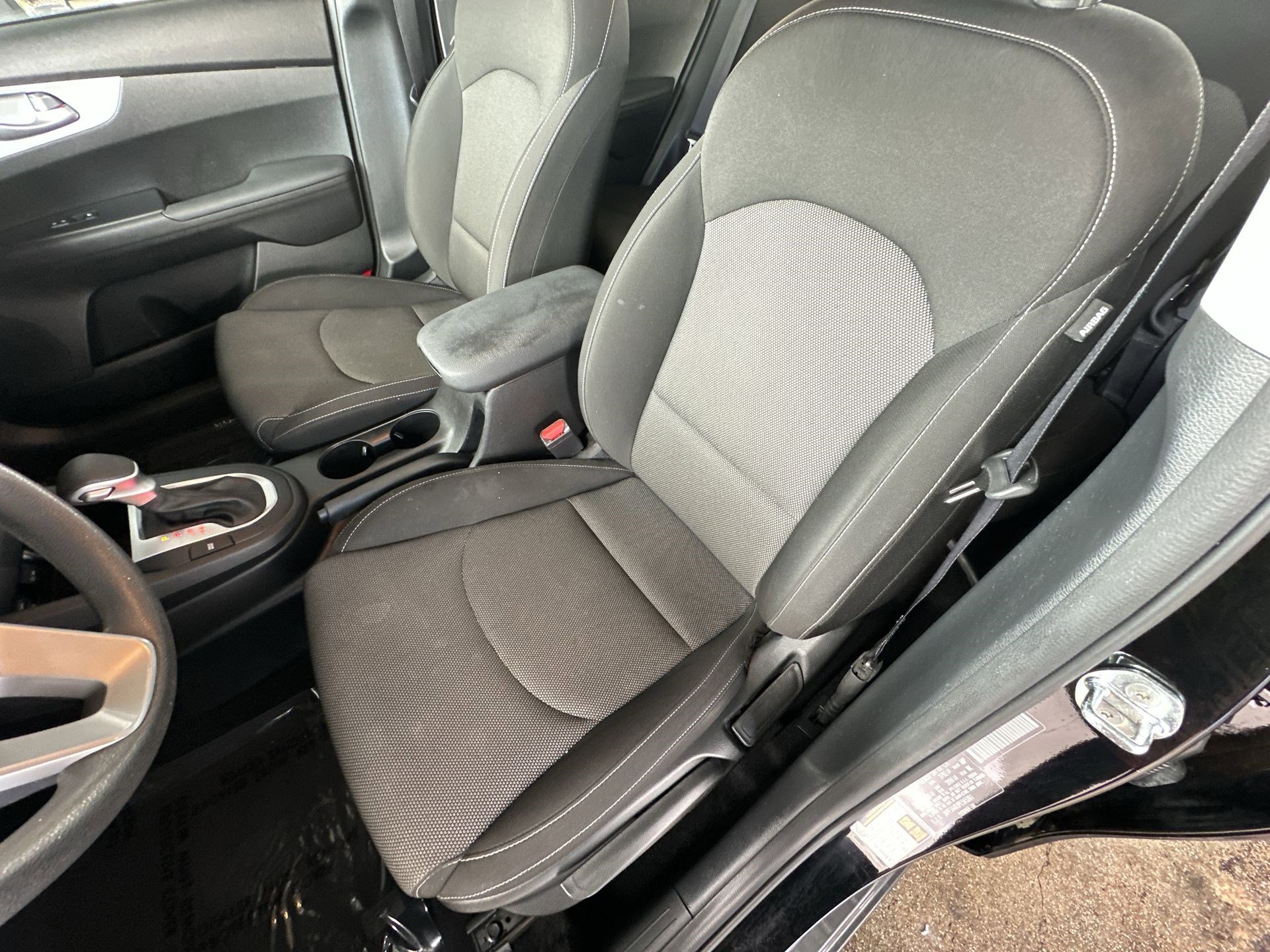 Certified 2023 Kia Forte LXS image 13