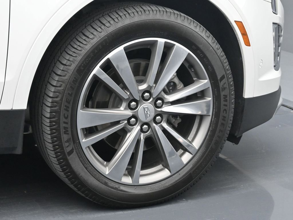 Used 2021 Cadillac XT5 Premium Luxury w/ Platinum Package FWD image 6